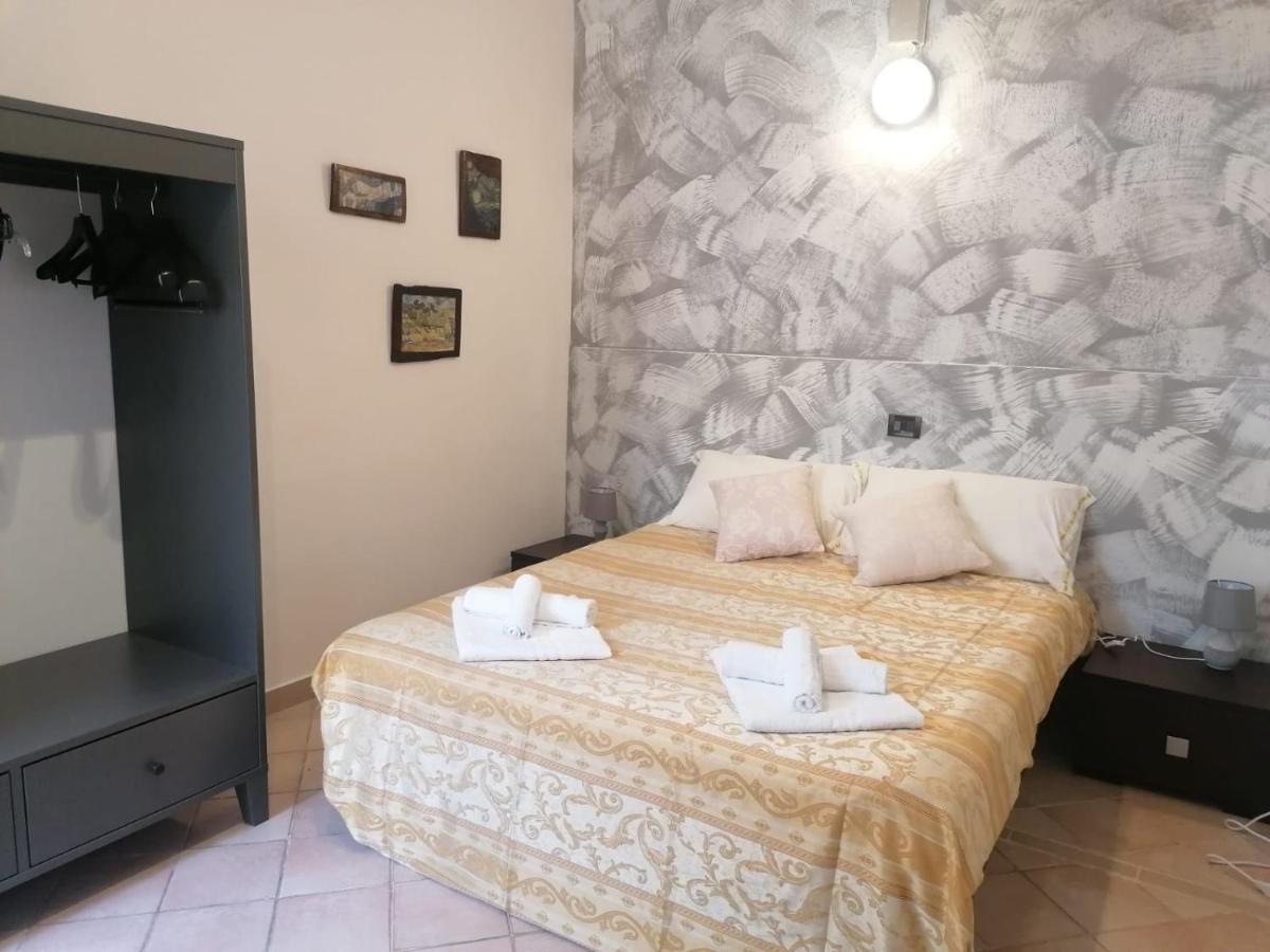 La Casina Giramondo Di Ele Viareggio Exterior foto